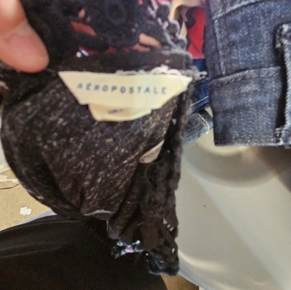 Aeropostal Floral top size small - Picture 4 of 5